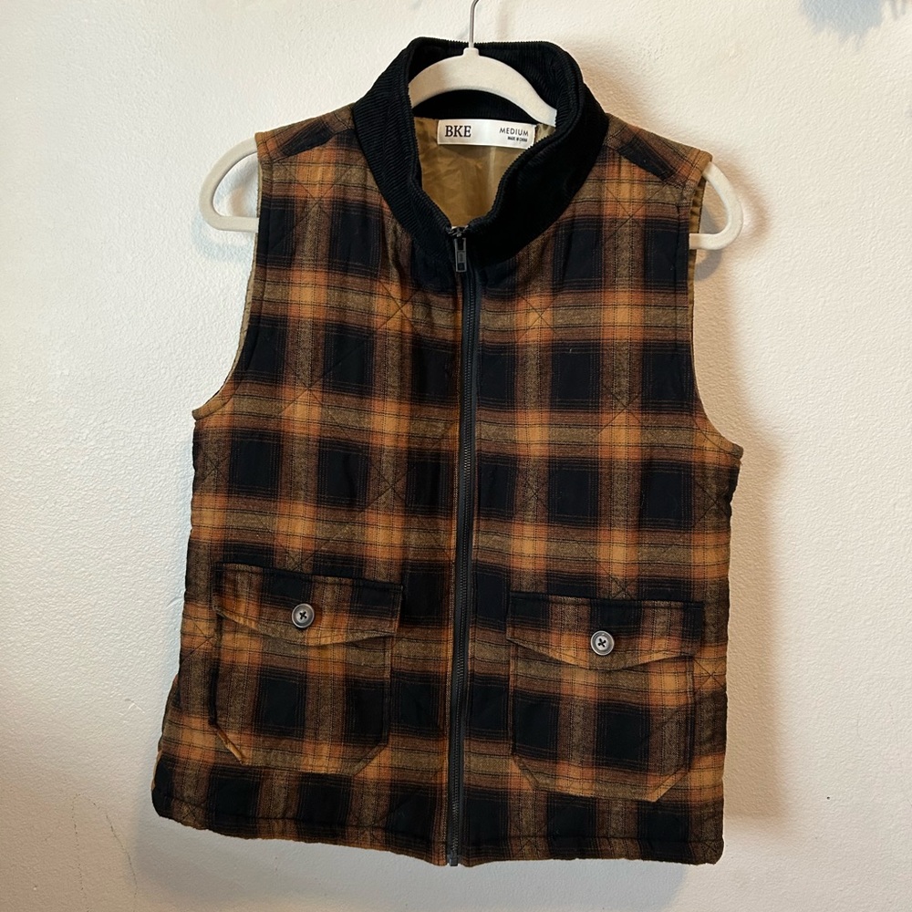 BKE Plaid Vest in Black and Brown
